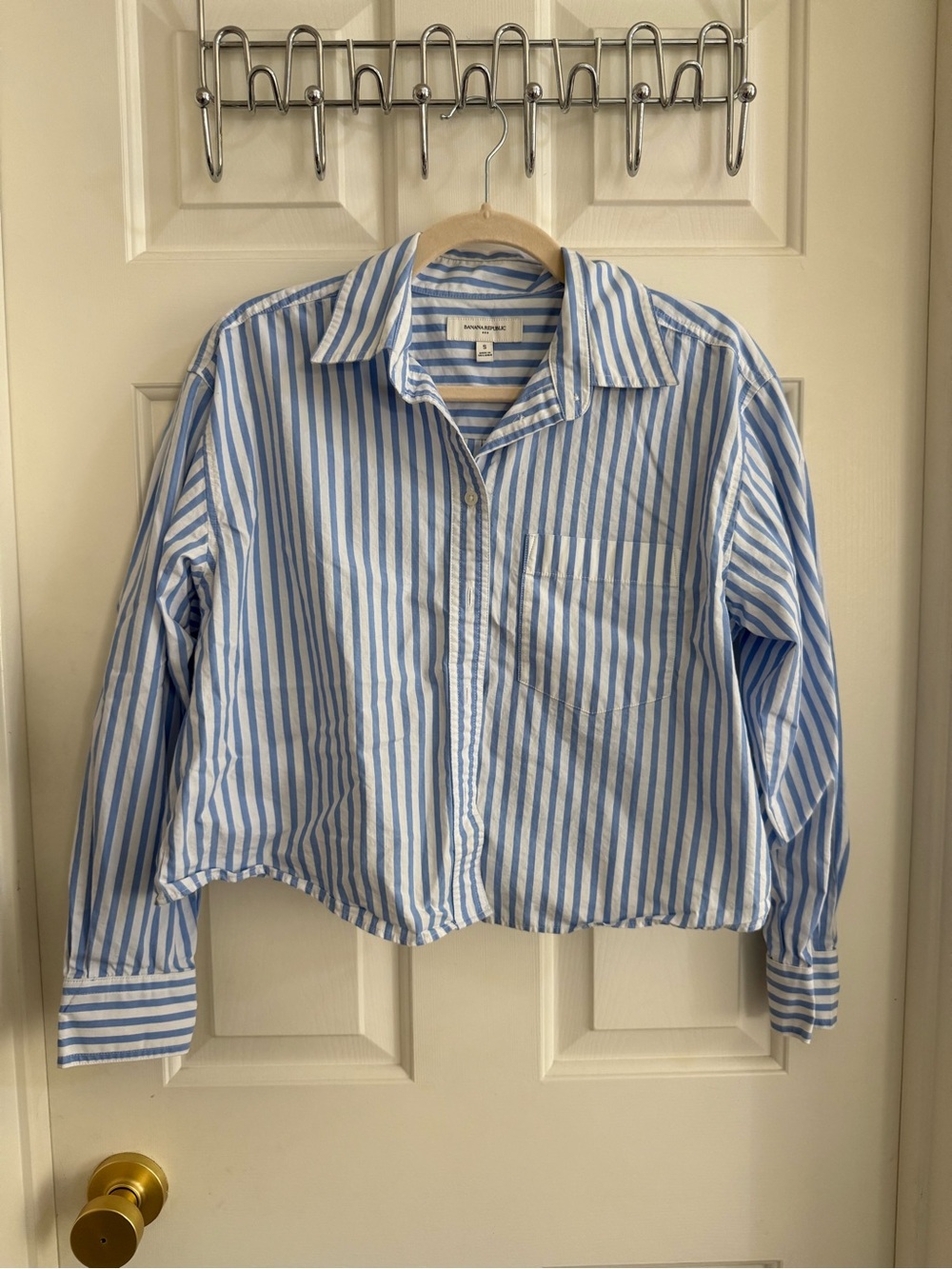 Banana Republic Cropped Boxy Blue & White Striped Button-Up Shirt